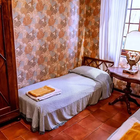 Officina Villa